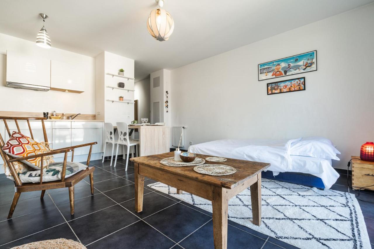 Cabana & Le Manoir - Proche Du Lac Apartment Annecy Bagian luar foto