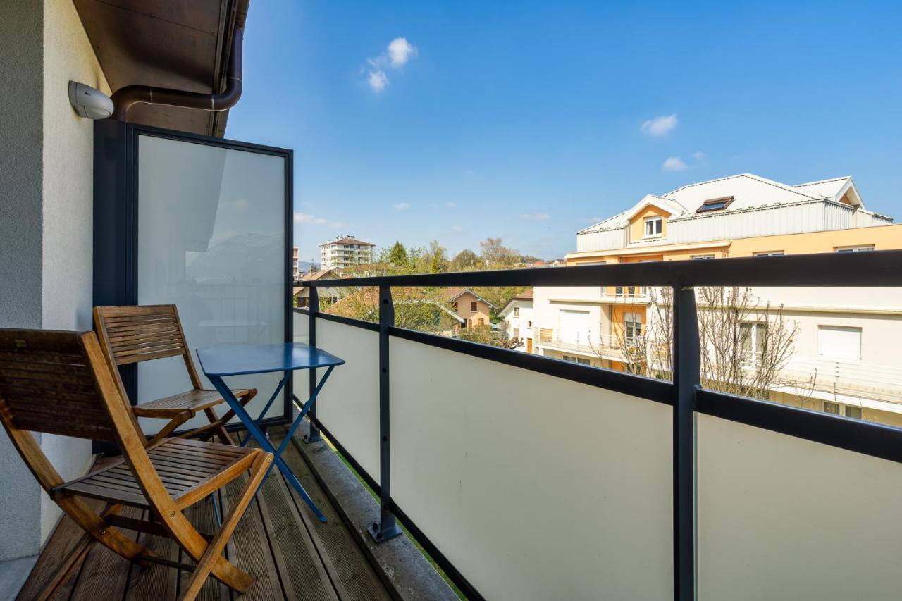 Cabana & Le Manoir - Proche Du Lac Apartment Annecy Bagian luar foto